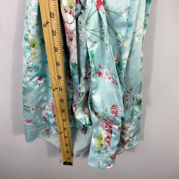 Flora‎ Nikrooz Robe Women XS/S Satin Floral Lounge Wrap Romantic Coquette Fairy - Image 4