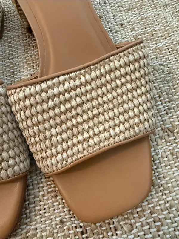 Aqua Women's Suri Raffia Woven Slide Block Heel Sandals size 8 - Image 3
