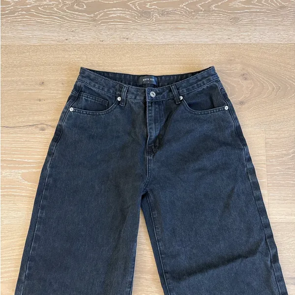 White Fox Jeans Wide Leg Mid Rise About A Girl Size S Black Pink - Image 2
