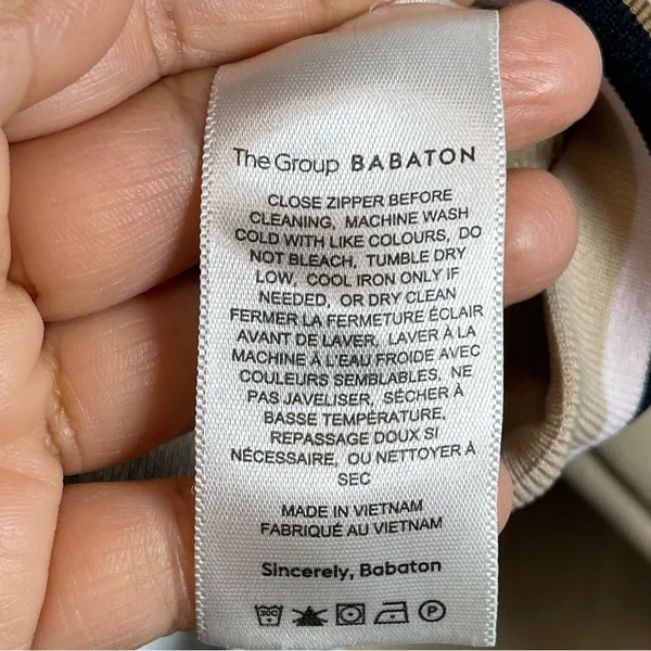 Aritzia / Babaton Rocket zip up jackets SZ L - Image 6