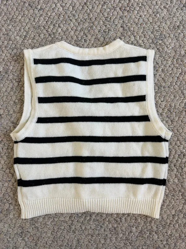Shein Cropped Vest Sweater - Image 2