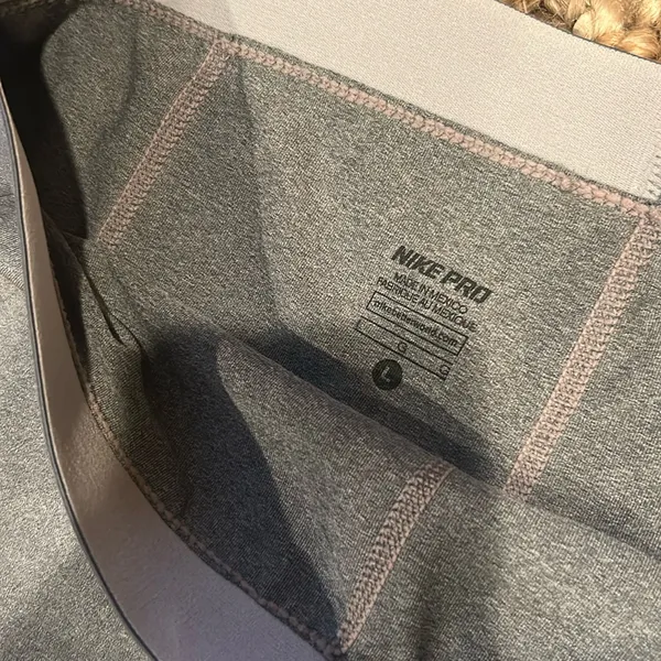 Nike Pro Dri-Fit Grey Shorts Size Large - Image 5