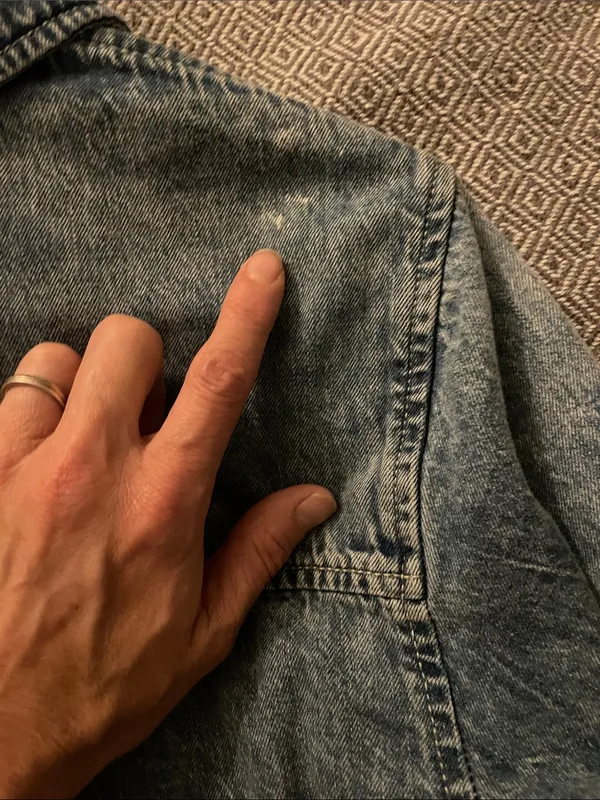 EUC Universal Thread stonewashed cropped denim shirt/jacket - Image 6