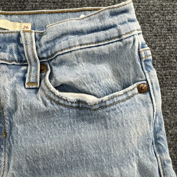 Levi’s Premium Wedgie Straight Ankle Jeans Women’s 26 Light Wash 26 Inseam - Image 4