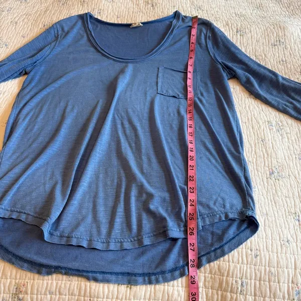 POL Women’s Front Pocket Relaxed Lightweight Long Sleeve Knit Top Casual‎ Blue - Image 6