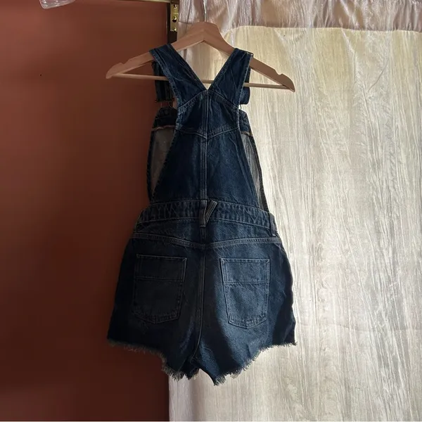 Free People Sunkissed Denim‎ Short Overalls Zip Front Jean Shortalls NEW Size 2 - Image 5