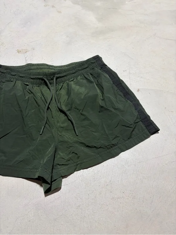 Athleta expedition Dark Green Athletic Drawstring Shorts 2 - Image 3