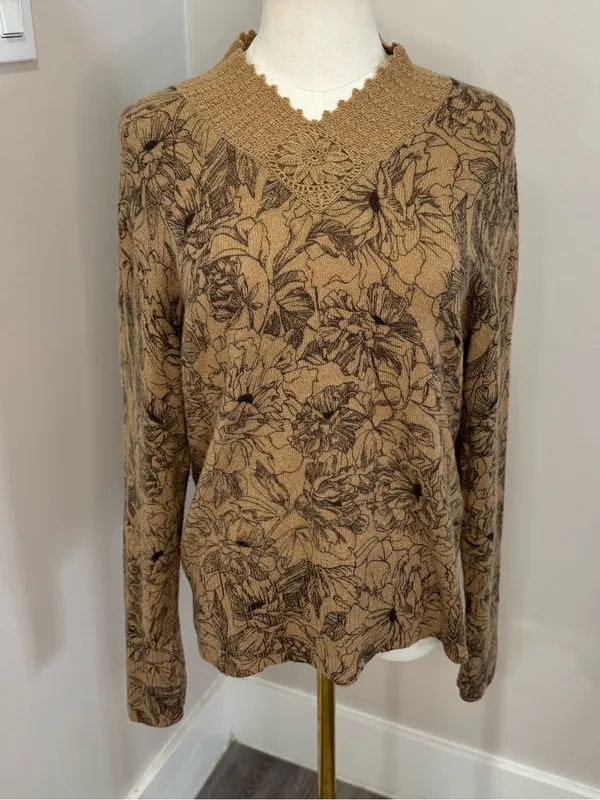 Saks 5th Avenue 100% Cashmere floral brown sweater XL - Image 2