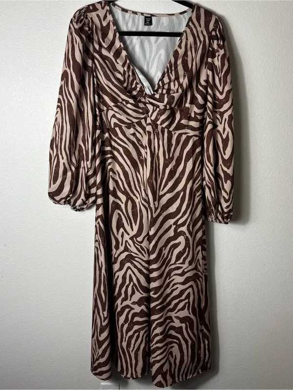 SHEIN Curve Zebra Print Twist Front Dress Plus 0XL (12) - Image 2