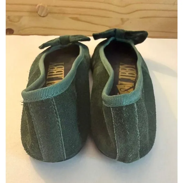 Vintage 90's Sam & Libby Ballet Flats in Forest Green Suede sz. 8.5 - Image 5
