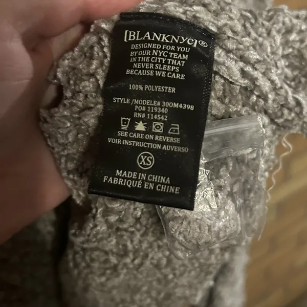 NWT Blank NYC Braided Chenille Able Turtleneck Sweater in Tonight Only Size XS - Image 6