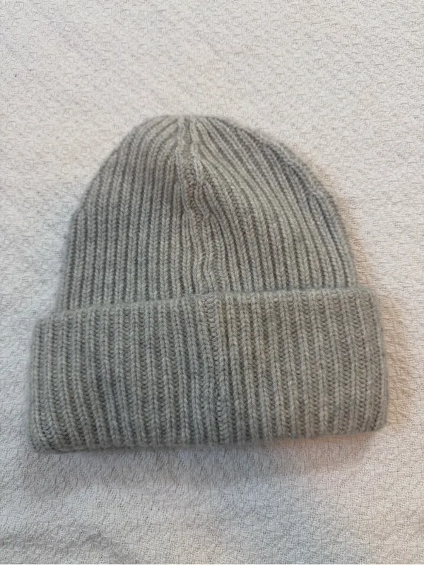 Aritzia Chime Wool Cashmere Beanie Hat Grey - Image 2