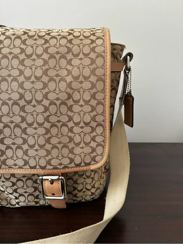 Coach Signature Voyager Cross Body Messenger Bag F70183 Jacquard / Leather - Image 12