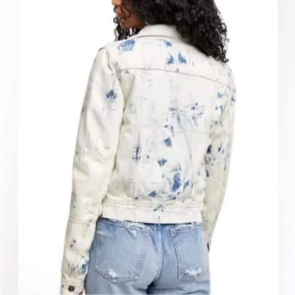 FREE People Rumors Denim Jacket in Jones Tie Dye Blue‎ Size Small EEUC 0436 - Image 3