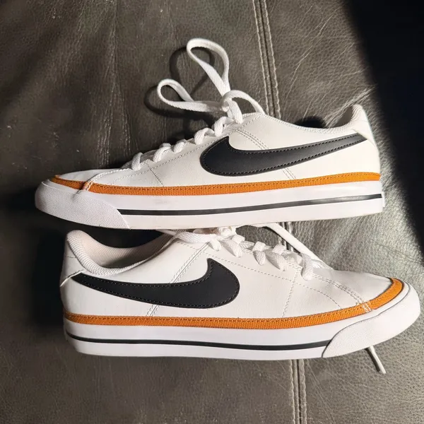 Nike Court Legacy Sneakers White Tan Low Top Casual Everyday Women's 8 or 6.5Y - Image 4