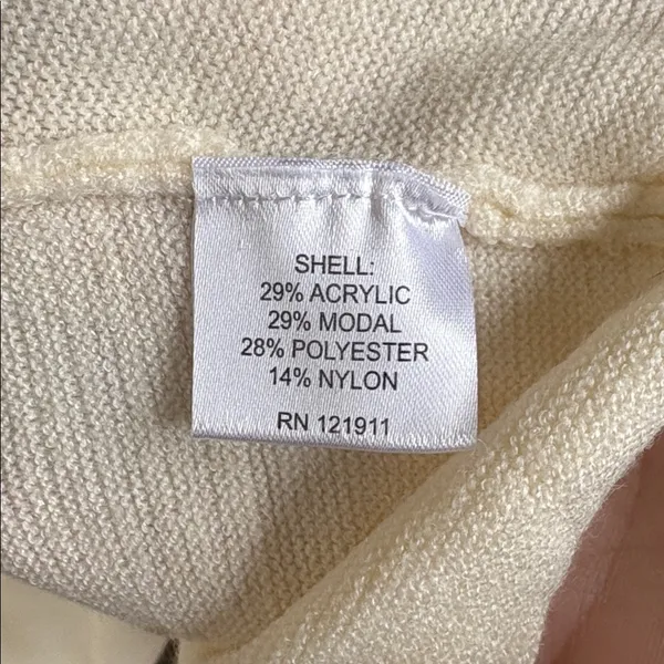 Like New LNA Clothing Sweater Size Large - Image 5
