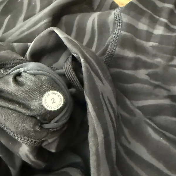 Lululemon Wunder Train Shorts Black Zebra - Image 2
