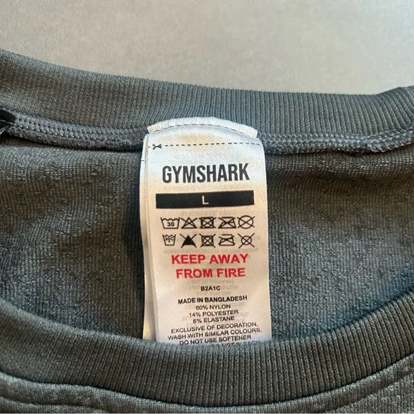 Gymshark Adapt Fleck Seamless Long Sleeve Crop Top Mineral Black - Image 3