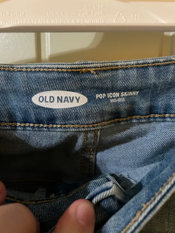 Old Navy Jeans - Image 3