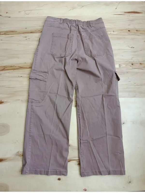 Wild Fable Women's Cargo Pants – Size Large (L) - Image 8