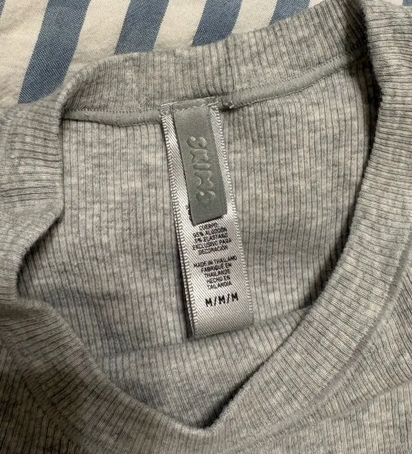 SKIMS Heather Grey Set - Image 4