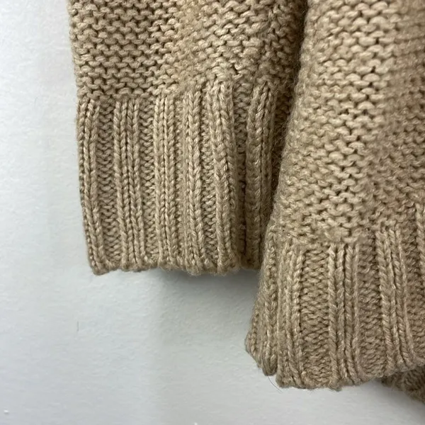 Faded Glory cable knit camel color sweater size small - Image 6