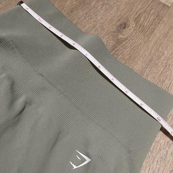 Gains Seamless Ripped Shorts - Image 10