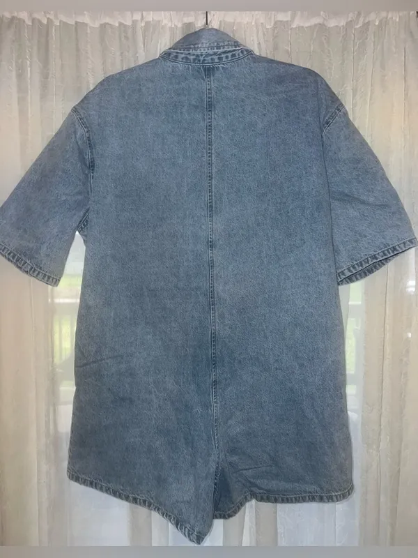 Mable Light Wash Short Sleeve Collar Shirt Pocketed Denim Short Romper S - Image 5