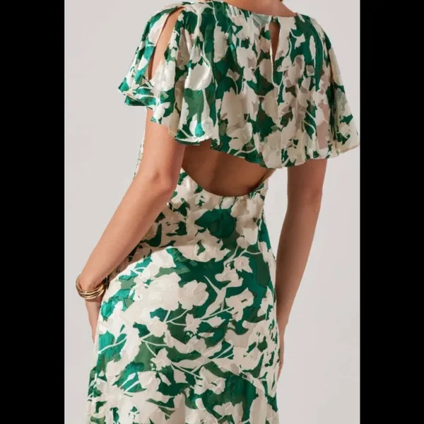 Astr The‎ Label Florecita Floral Cream & Green Dress - Image 3