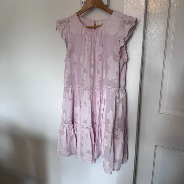 Light Pink Tiered Babydoll Mini Dress Wilfred Aritzia Women's Size Small - Image 2