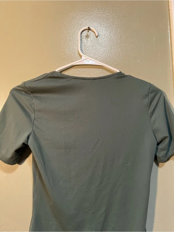 H&M Women's Size XS Square-Neck Top Sage Green Short Sleeve Stretch Soft Fitted - Image 7