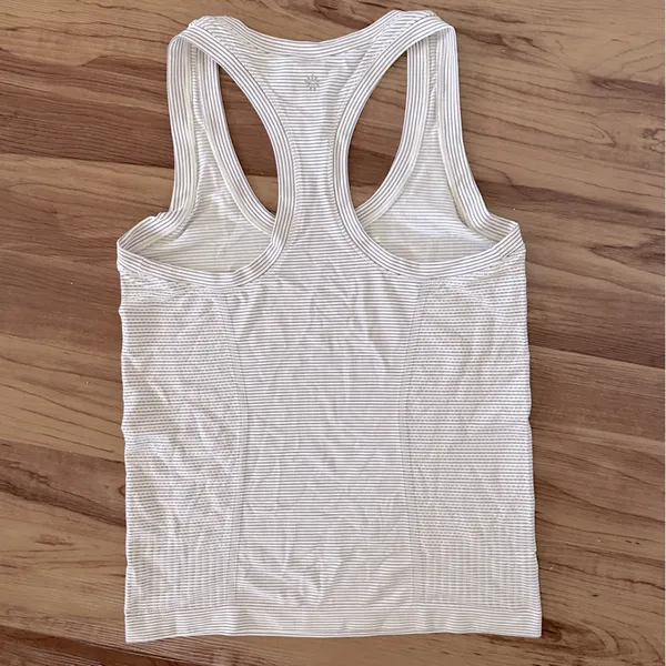 ATHLETA Momentum Seamless Tank in White Mini Stripe Sz. Small - Image 5