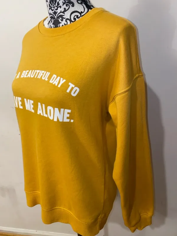 Bluenotes Boyfriend Fit Yellow 'Leave Me Alone' Crewneck Sweatshirt Size Medium - Image 4