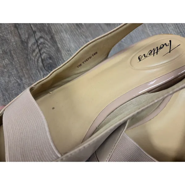 Trotters Sarina Square Toe Patent Beige Tan Leather Slingback Flats Shoes 7W - Image 4