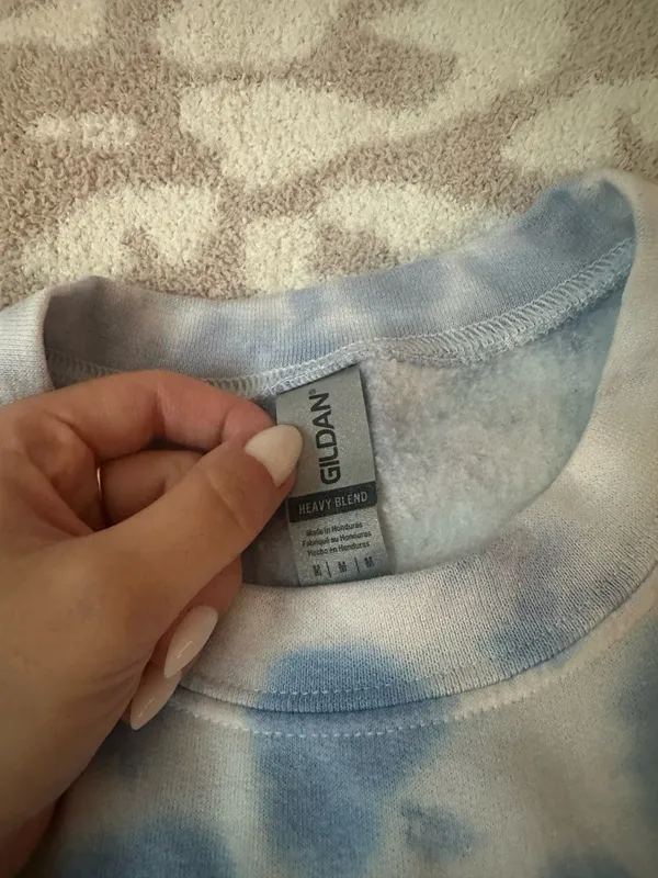 Gildan Buffalo Sweatshirt - Image 3