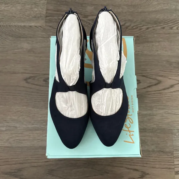 LifeStride Giovanna 2 Pump Faux Suede Cutout Heel Dress‎ Shoe Size 9.5W Navy NWB - Image 13