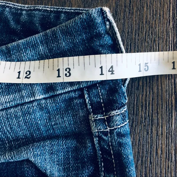 “A” Pocket Flare Jeans. Size 25 - Image 10