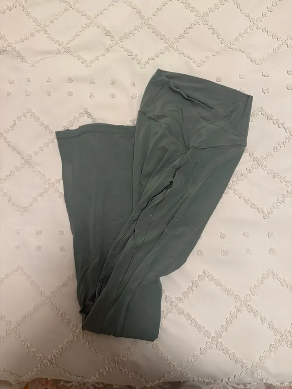 Aerie Flare Crossover Leggings High-Waisted - Image 3