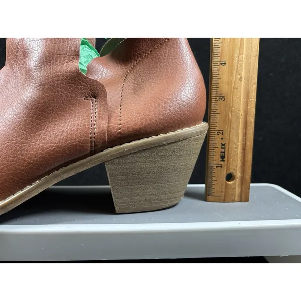Universal Threads Women's Size‎ 9.5 Brown Ankle Booties Pull On Block Heel - Image 7