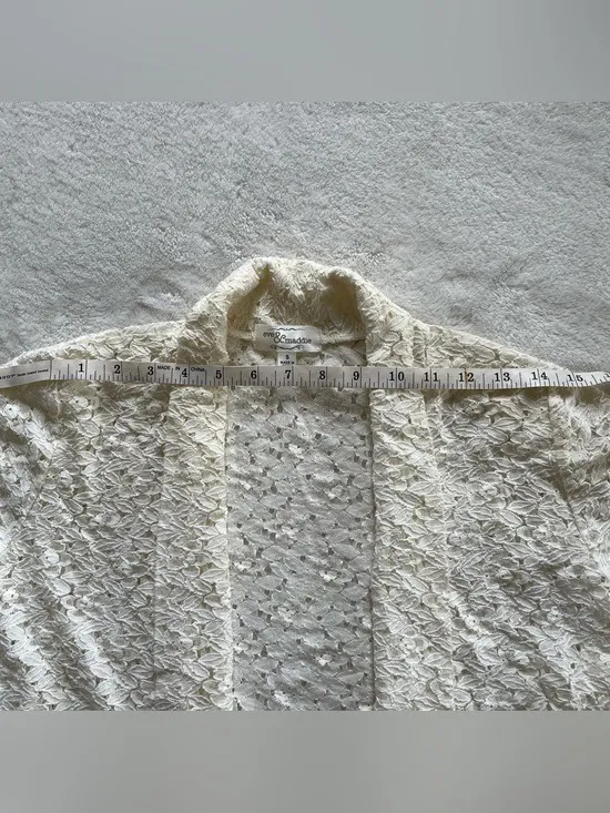Eve & Maddie Oversized Lace Cardigan size S - Image 3