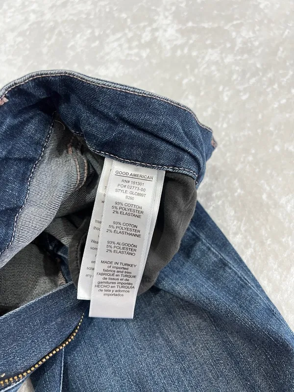 Good American Legs Crop Jeans Blue Denim Size 4/27 Stretchy 93% Cotton - Image 8