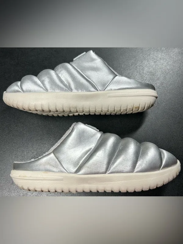Nike Women's Size 8 Burrow SE NA Metallic Silver Slippers FZ7940-001 - Image 2