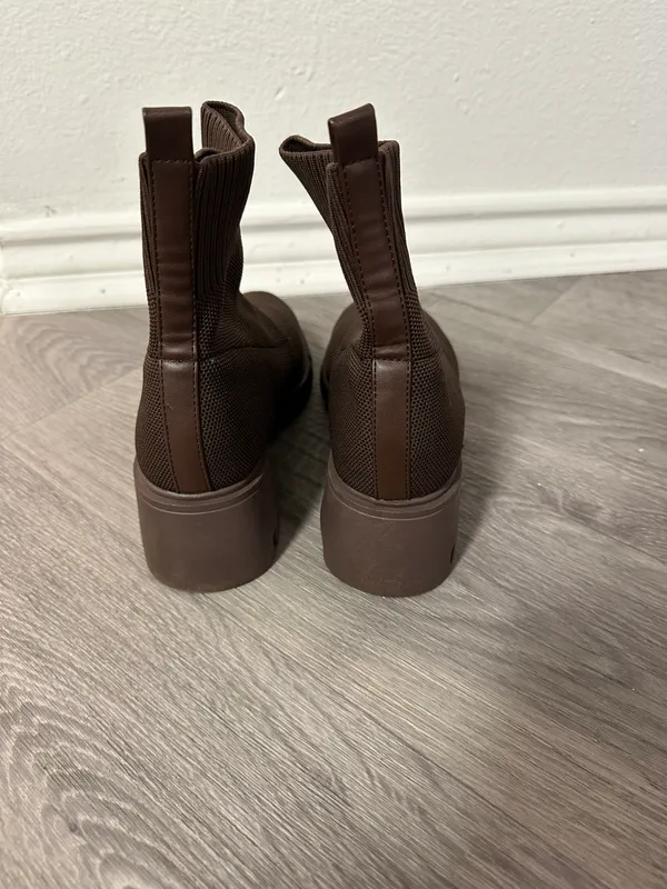 Brown Combat Boots Size 7.5 - Image 3