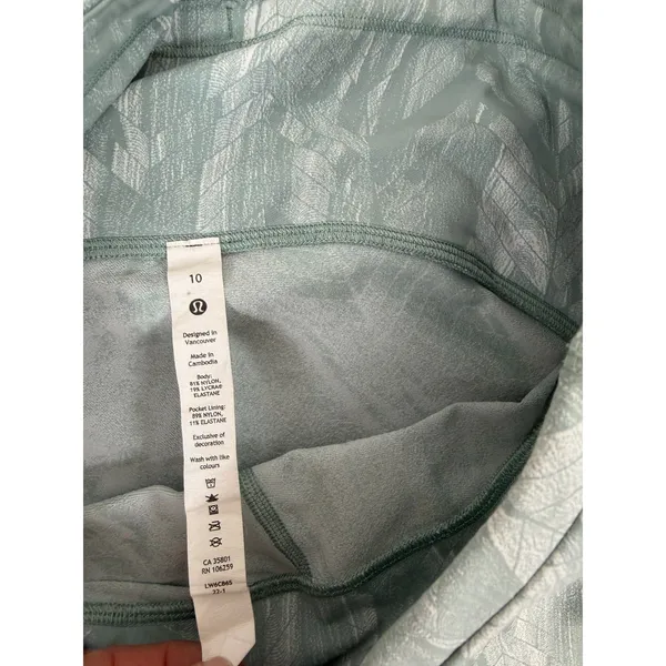 Lululemon Green Leggings Size 10 - Gently Used - Image 8
