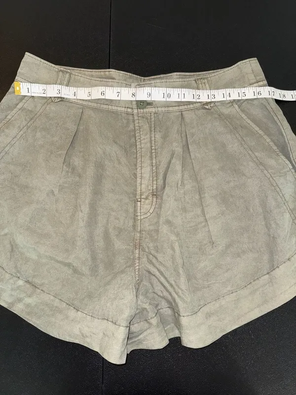 Free People Pleated High Rise Lyocell Blend Shorts Olive Green Size 14 - Image 4