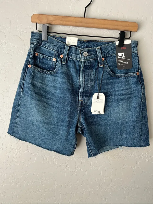 Levi’s 501 mid thigh jeans shorts NEW 25 - Image 5