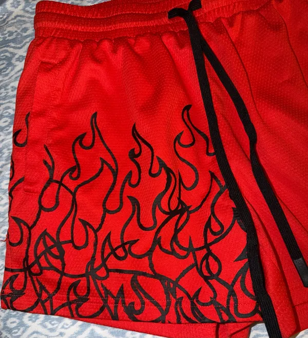 Kill Crew women’s shorts Red Size L - Image 2