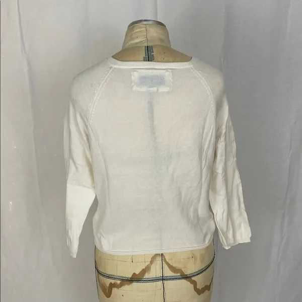 American Eagle Outfitters Cream Button-Up Cardigan Size Medium - Image 2
