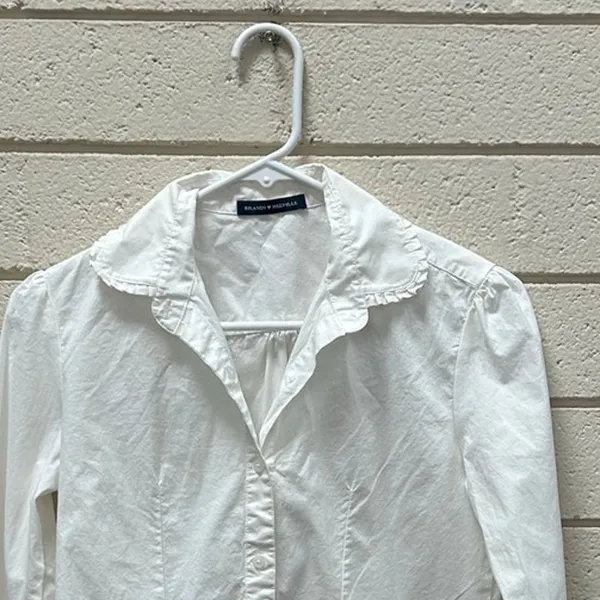 Brandy Melville White Button Down Blouse one size - Image 6