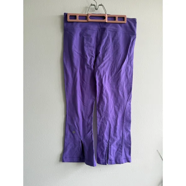 Lululemon Groove Crop Purple Flare Leg Yoga Pants‎ Split Hem Womens Size 6 - Image 2